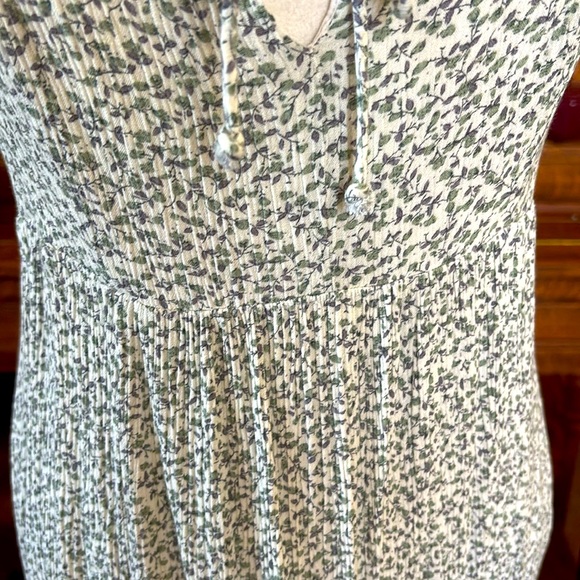 Hem & Thread Floral Dress Size L NWT - Picture 4 of 7